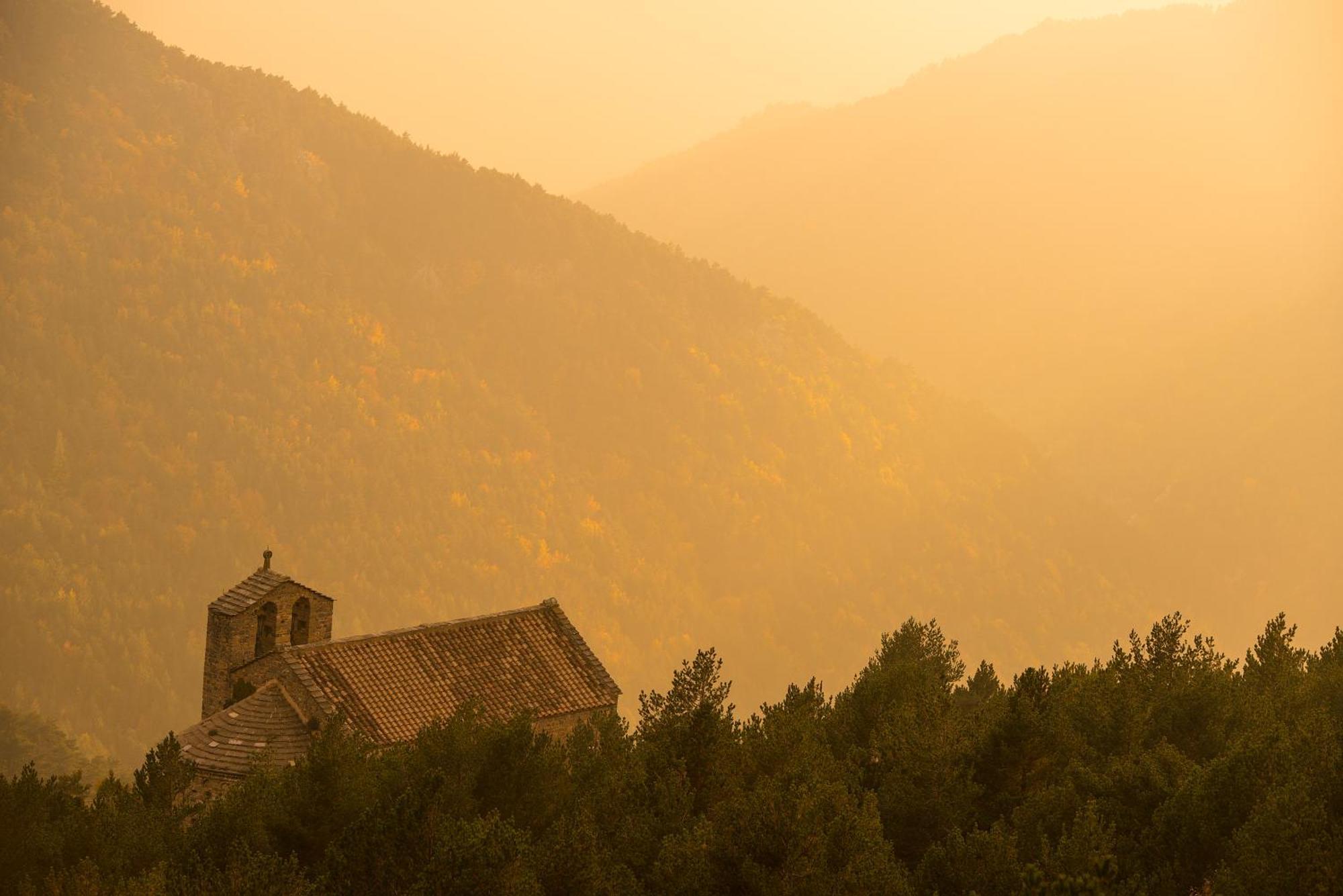 Santuari De Santa Maria De Montgrony 호텔 Gombren 외부 사진